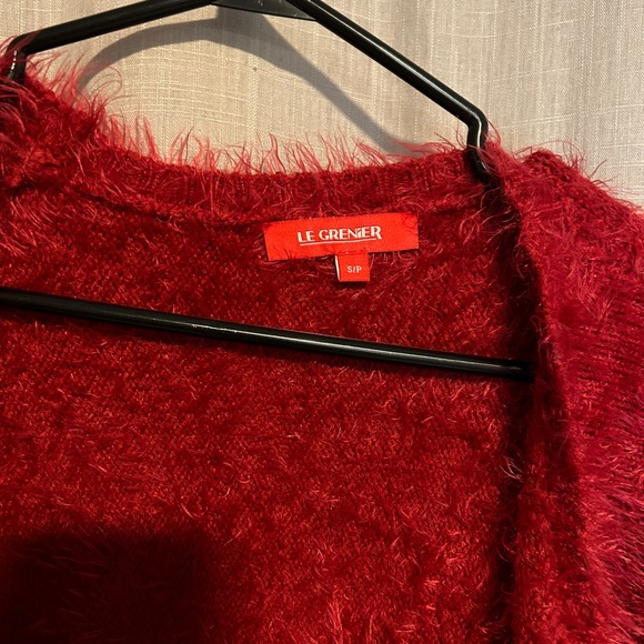 🍓Red Fuzzy Vintage Cardigan - Picture 2 of 3